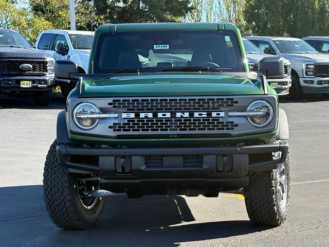 2025 Ford Bronco Badlands photo 2