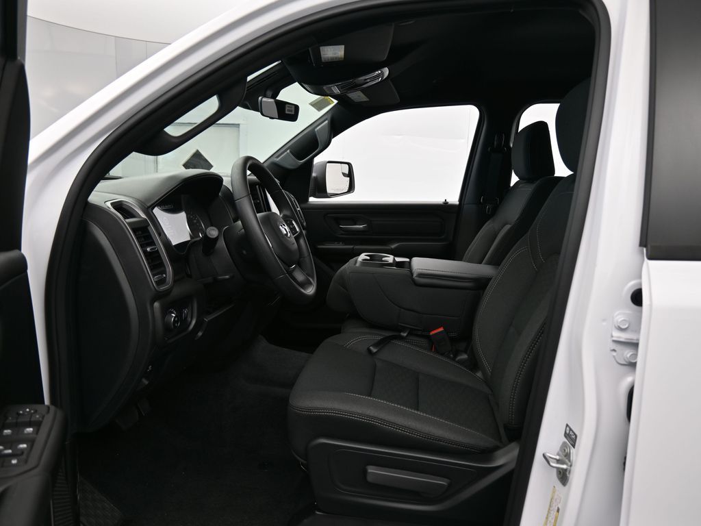 2026 Ram 1500 Warlock photo 4