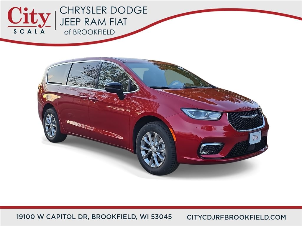 2026 Chrysler Pacifica Select's photo