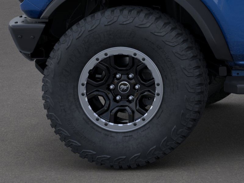 2024 Ford Bronco Outer Banks photo 20
