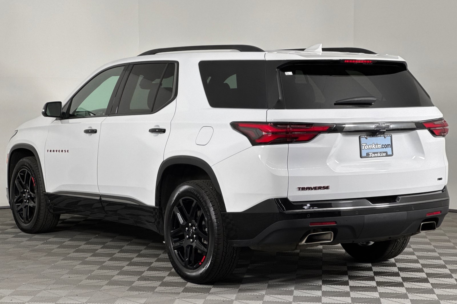 2024 Chevrolet Traverse Premier photo 6