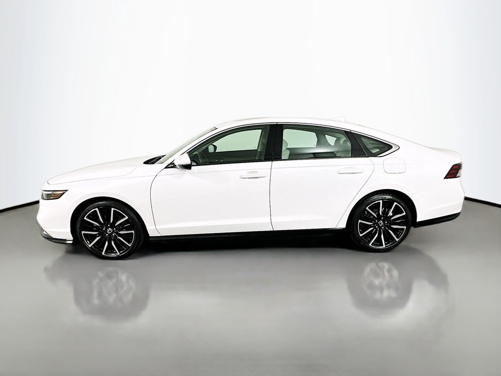 2025 Honda Accord Hybrid Touring photo 8
