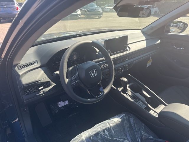 2025 Honda Accord SE photo 3