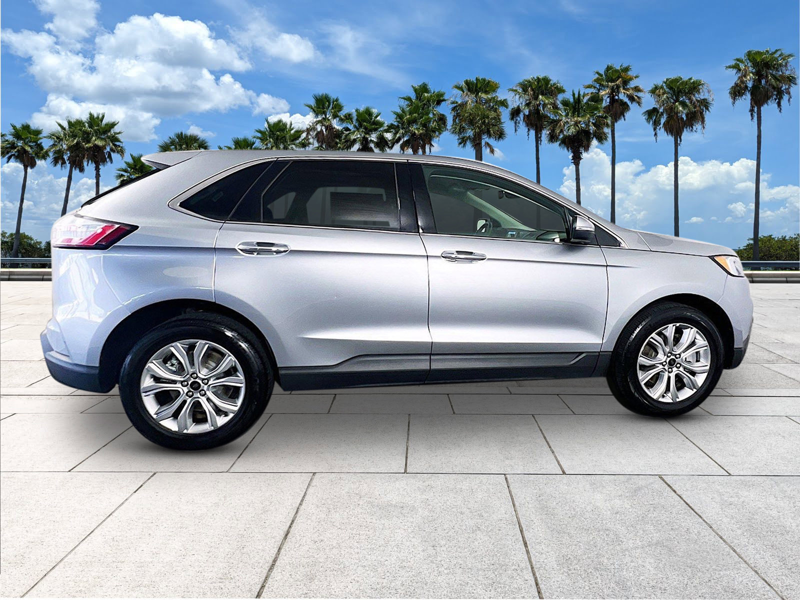 2024 Ford Edge Titanium photo 7