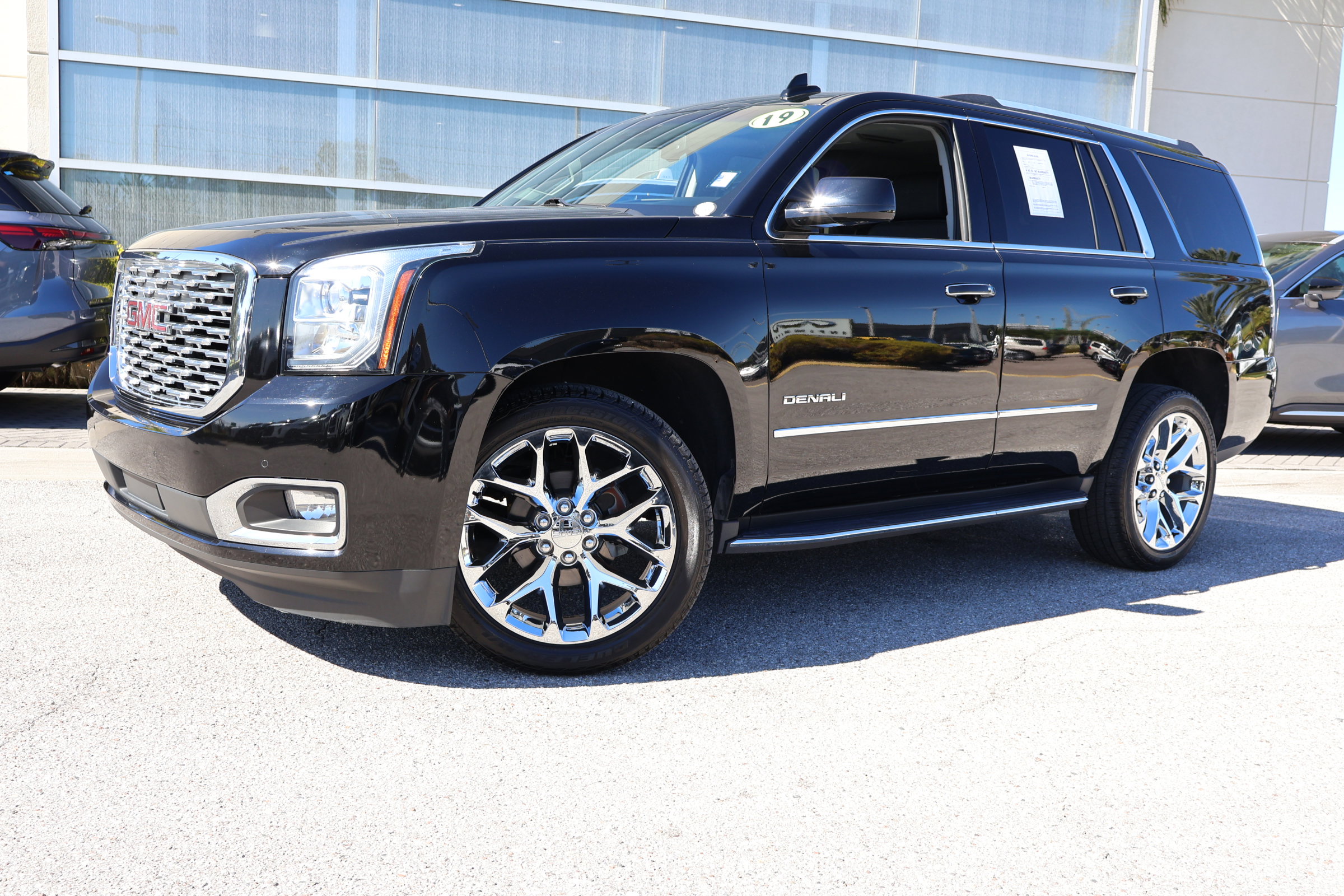 2019 GMC Yukon Denali's photo