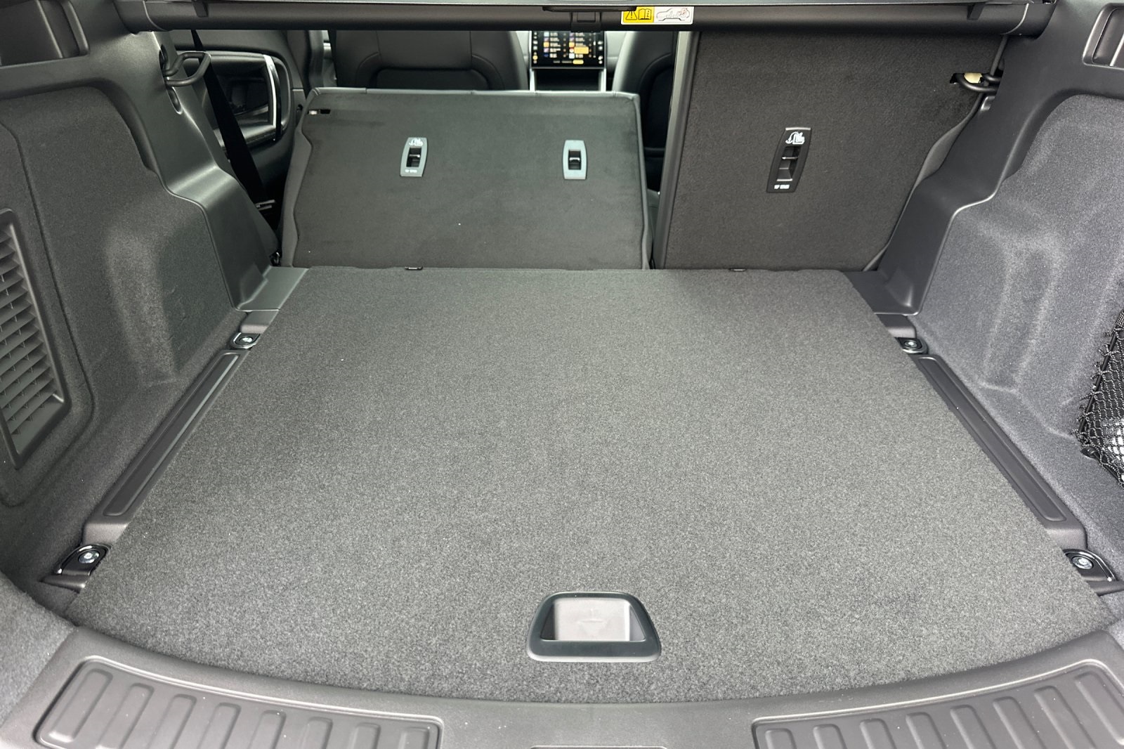 2025 Land Rover Discovery Sport Dynamic SE photo 15