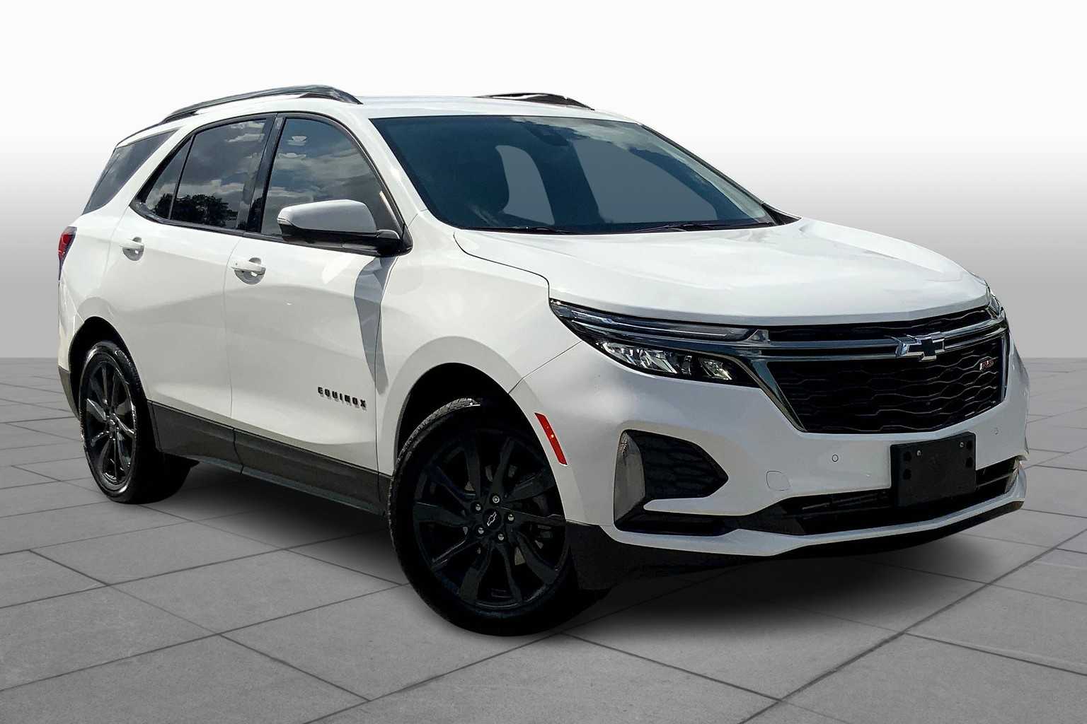 Used 2023 Chevrolet Equinox RS with VIN 3GNAXMEG2PS107865 for sale in Kansas City