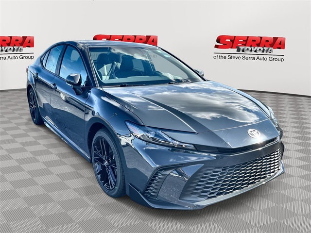 2026 Toyota Camry SE's photo