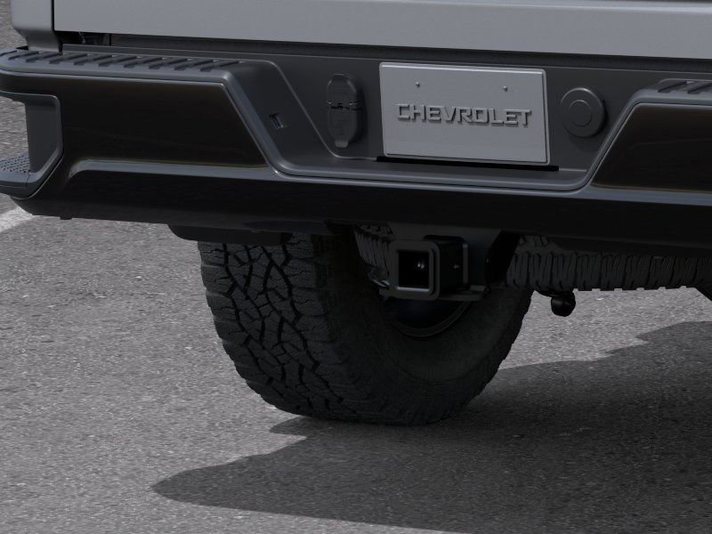 2025 Chevrolet Silverado 2500HD Custom photo 13