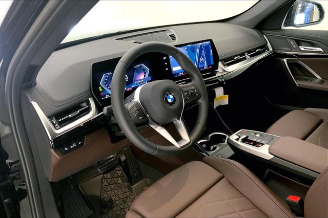 2025 Bmw X1 XDrive28i photo 2
