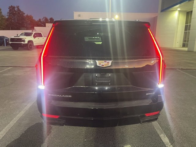 2023 Cadillac Escalade ESV Sport Platinum photo 4