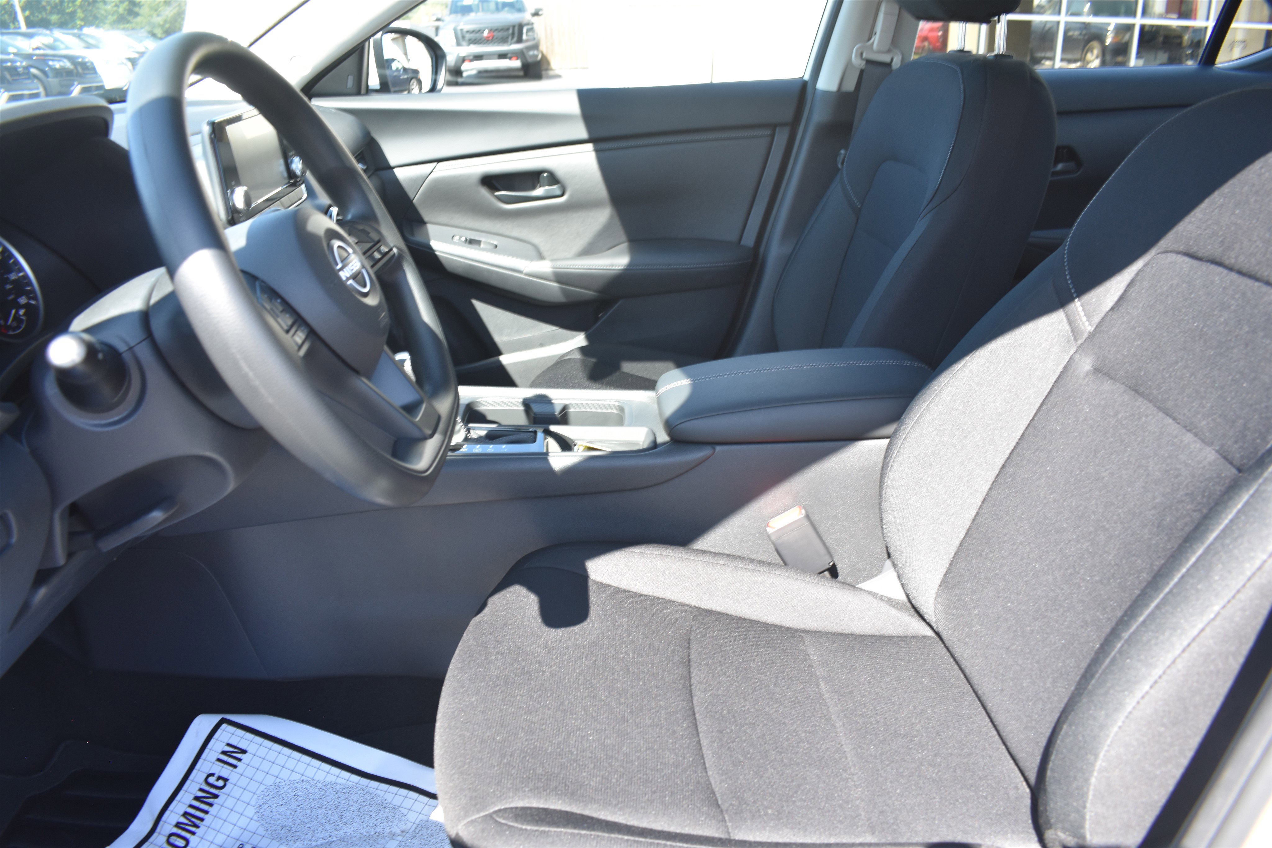 2025 Nissan Sentra S photo 7