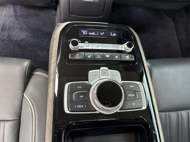 2020 Genesis G90 3.3T Premium photo 15