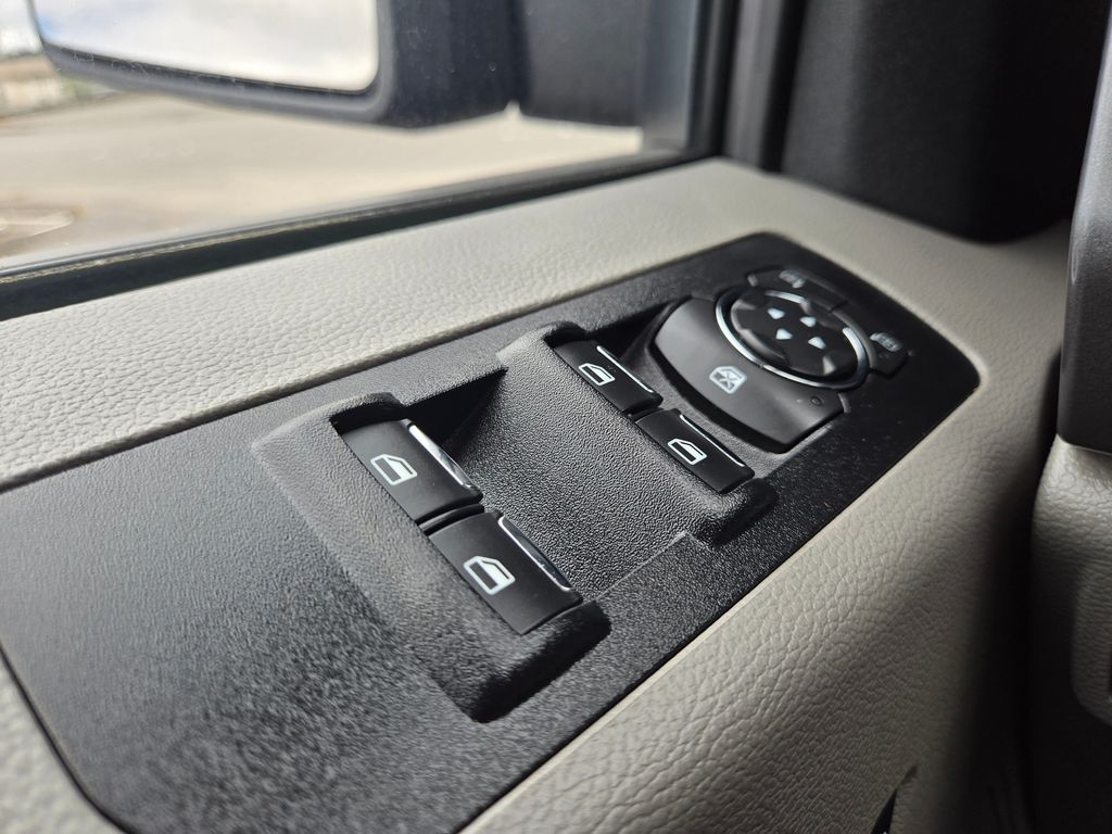 2018 Ford F-150 XLT photo 26