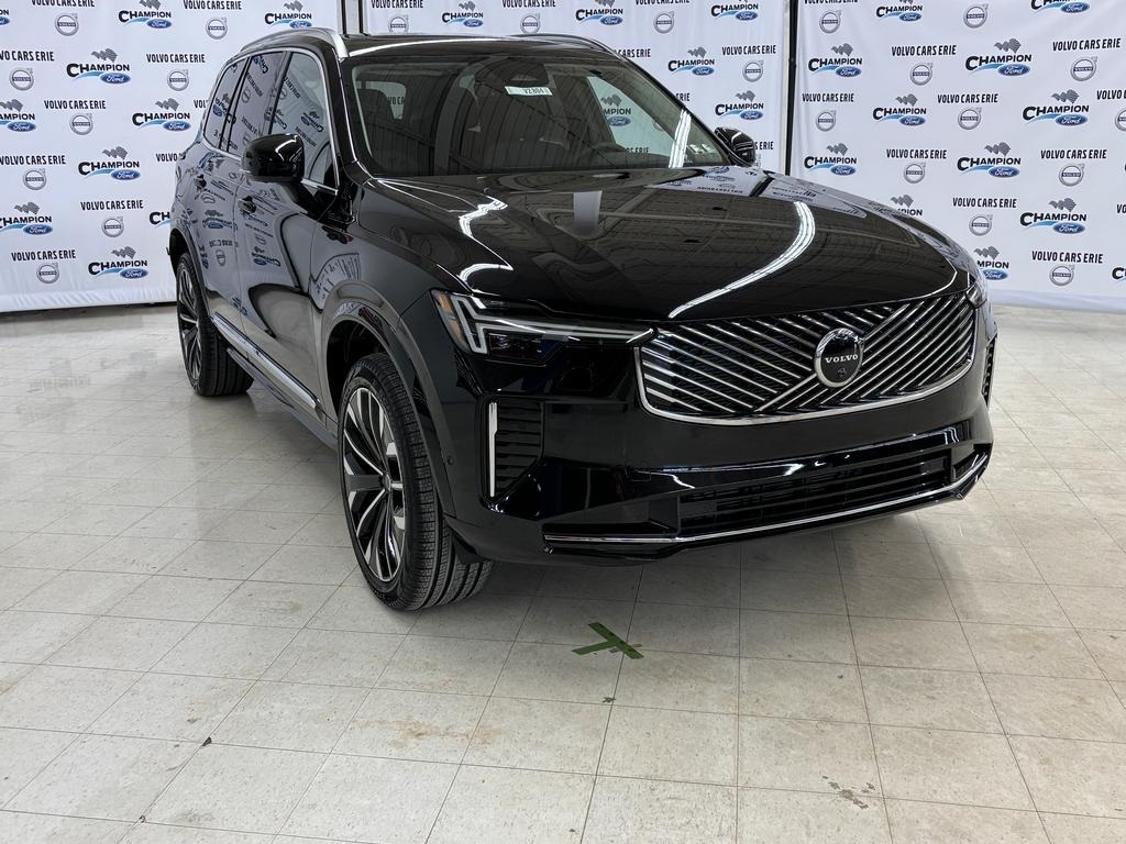 2026 Volvo XC90 Plus's photo