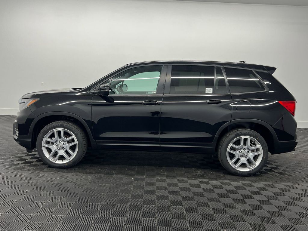2024 Honda Passport EX-L photo 2