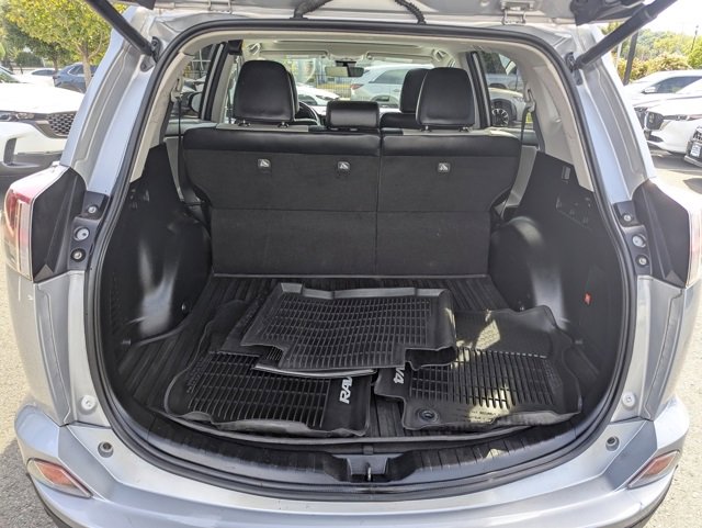2017 Toyota RAV4 Limited SE Platinum photo 24