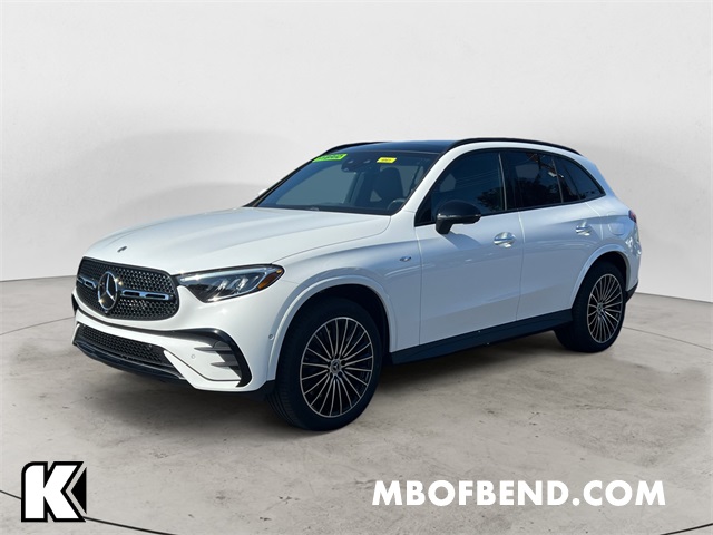 2025 Mercedes-Benz GLC Base's photo