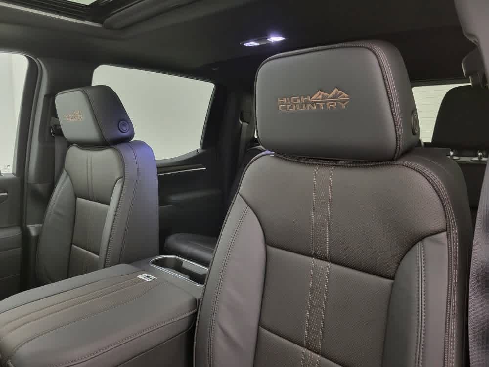 2025 Chevrolet Silverado High Country photo 37