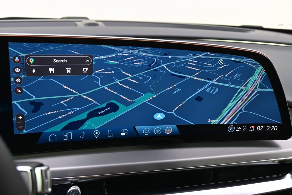 2025 Cadillac Lyriq Luxury photo 28