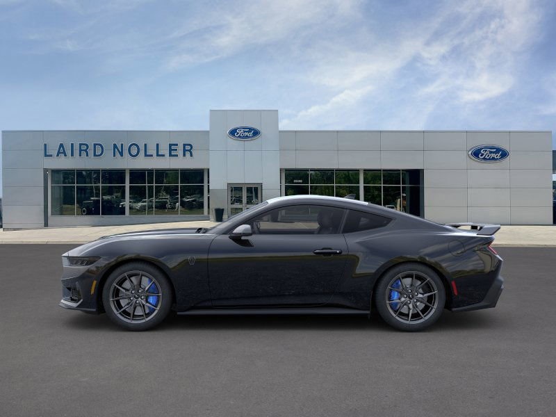 2025 Ford Mustang Dark Horse Premium photo 3