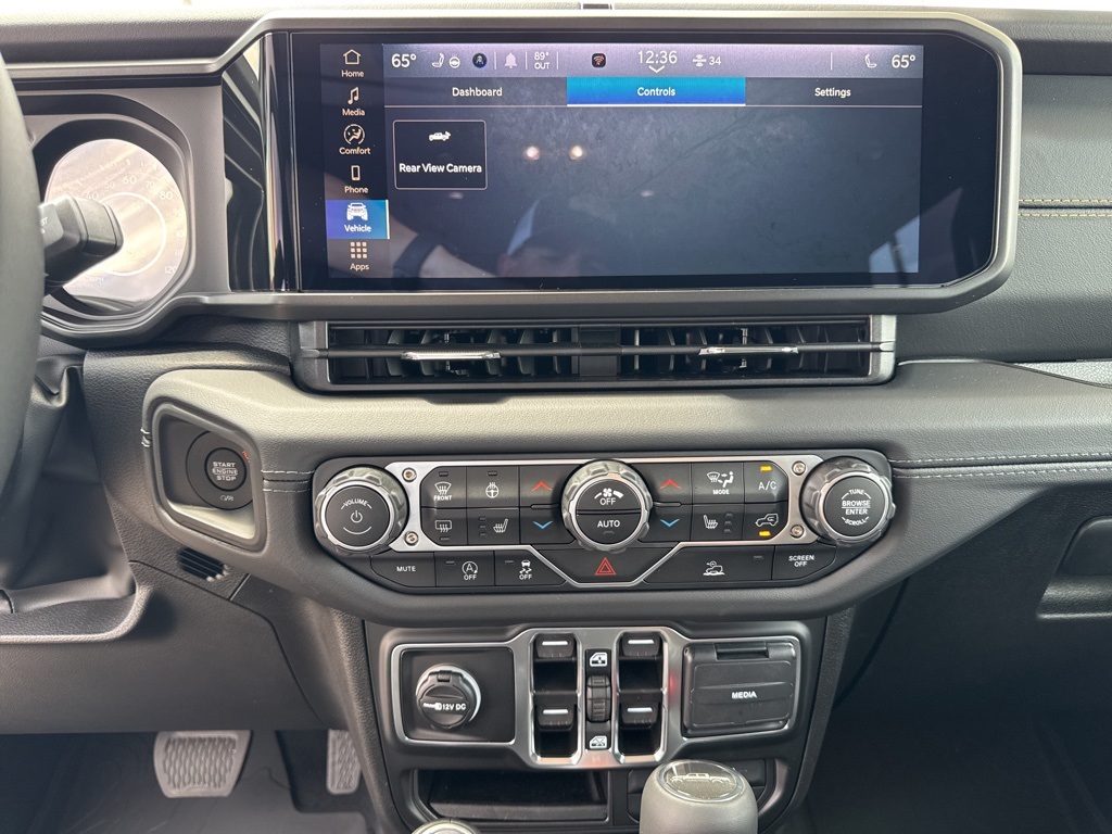 2025 Jeep Gladiator Sport photo 39