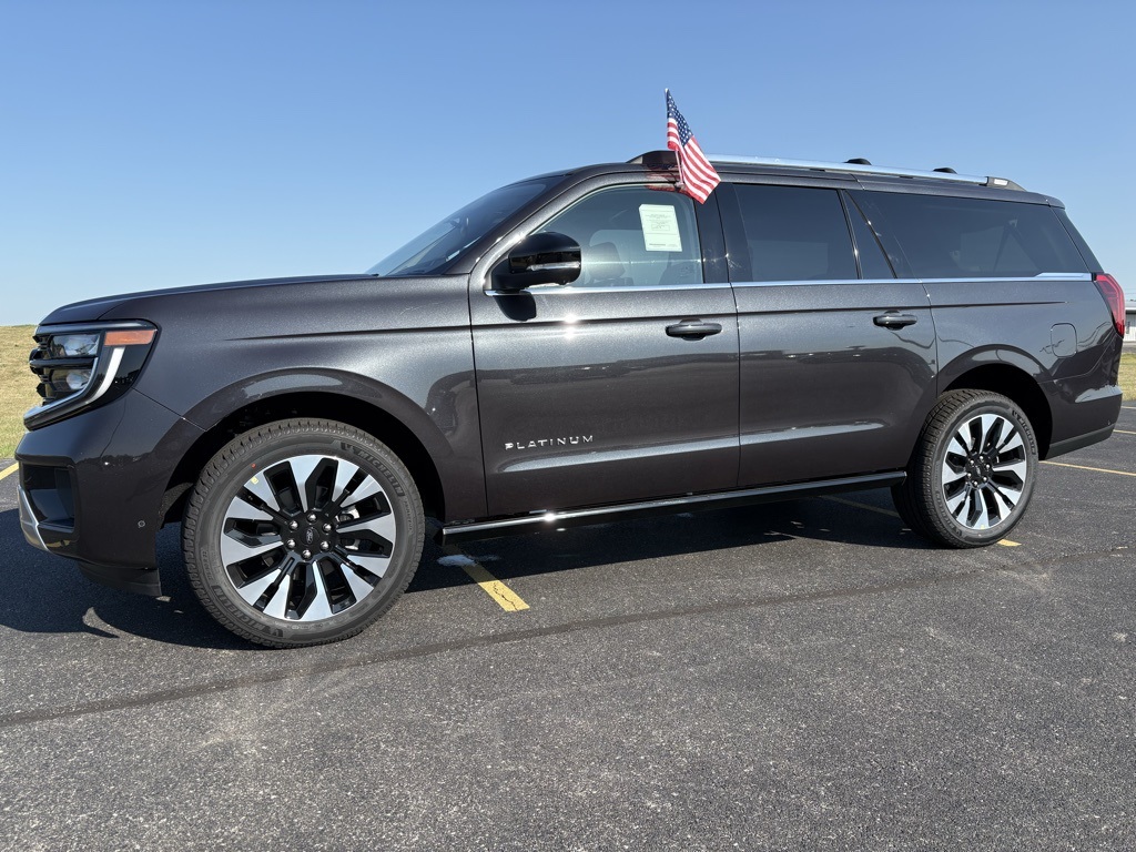 2025 Ford Expedition Platinum's photo