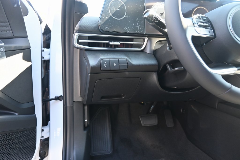 2025 Hyundai Elantra SEL Convenience photo 18