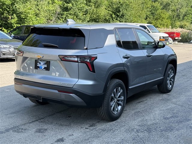 2026 Chevrolet Equinox LT photo 4