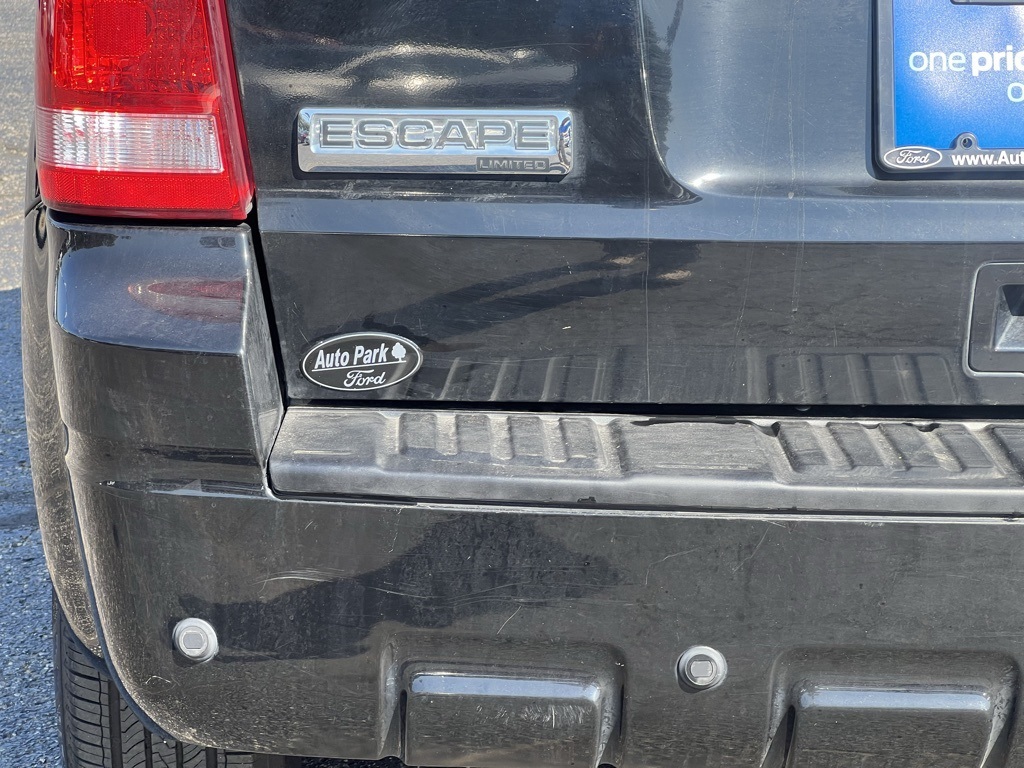 2010 Ford Escape Limited photo 10