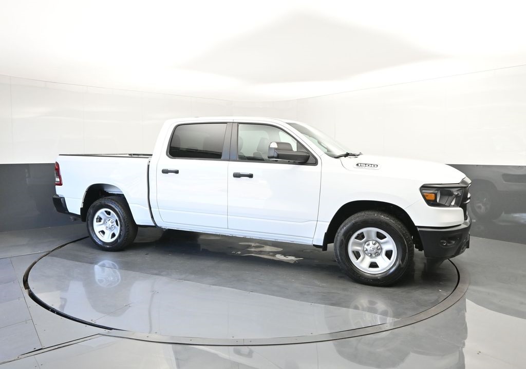 2024 Ram 1500 Tradesman photo 16