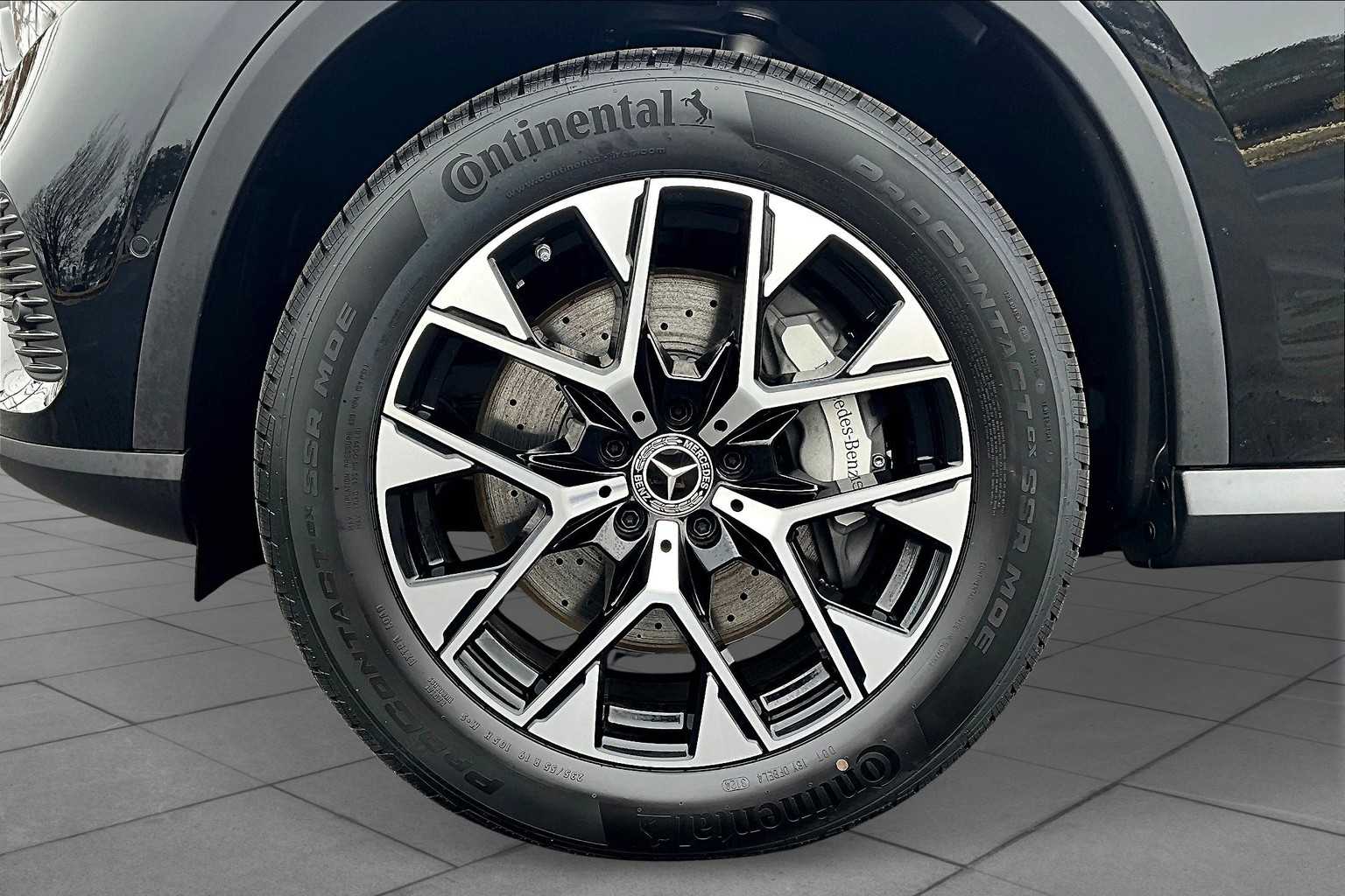 2025 Mercedes Benz GLC 350e 4MATIC photo 7