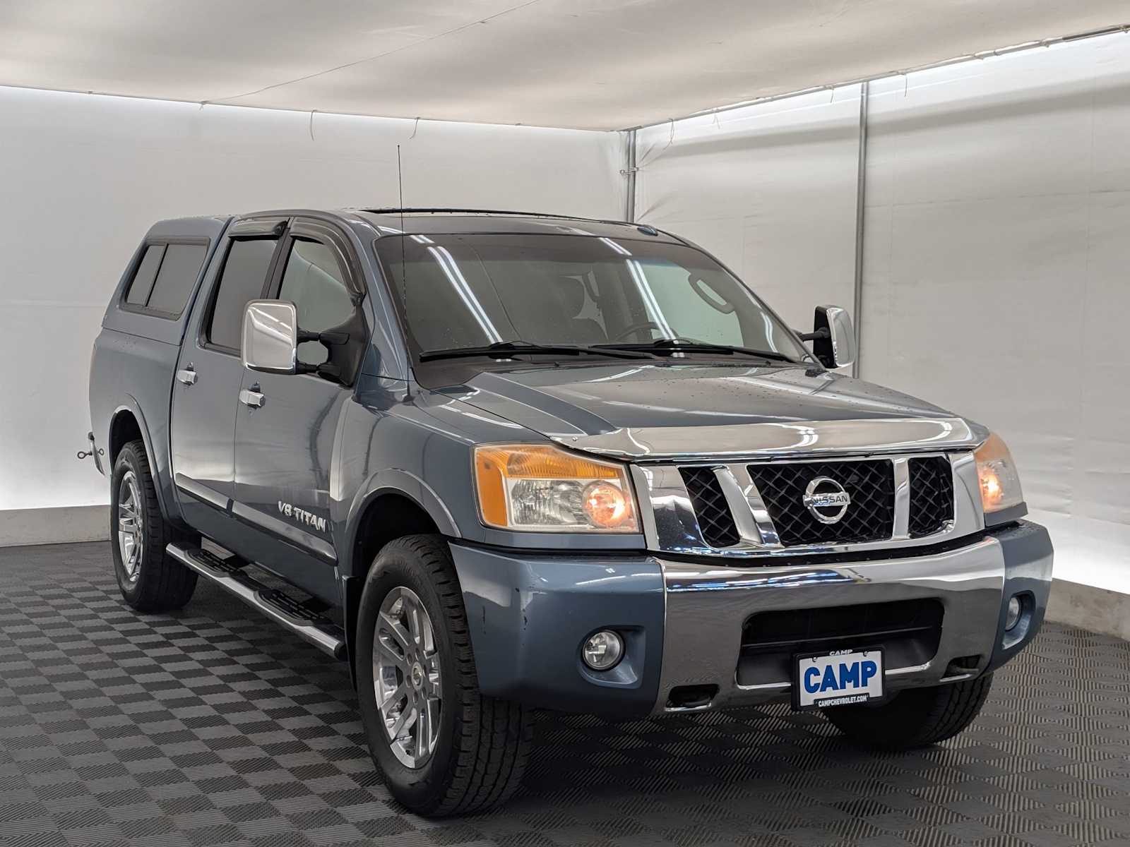 2011 Nissan Titan SL photo 4