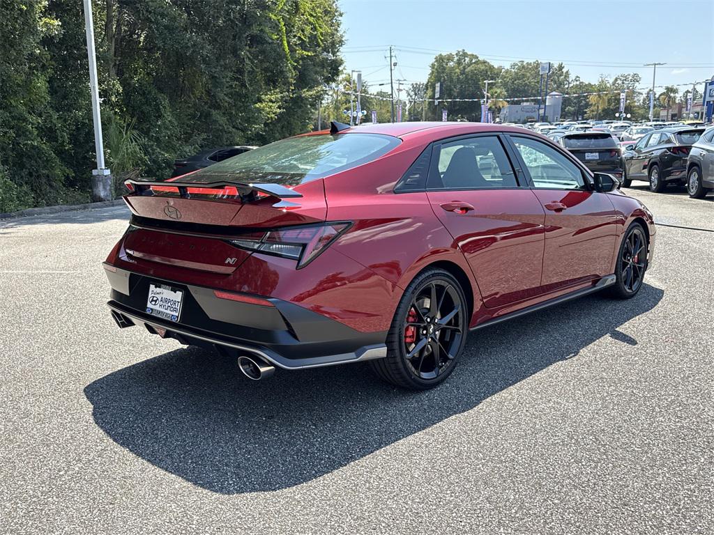 2025 Hyundai Elantra N photo 3