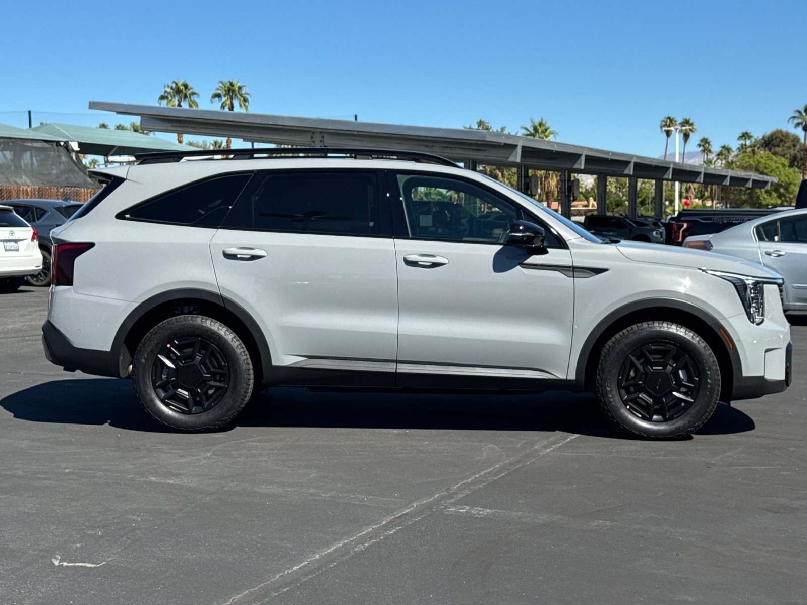 2026 Kia Sorento EX photo 2