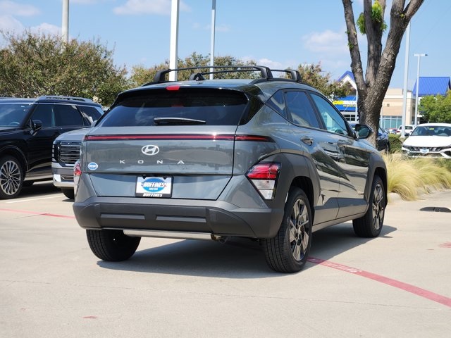 2026 Hyundai Kona SEL photo 4