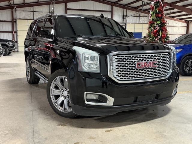 2016 GMC Yukon Denali's photo