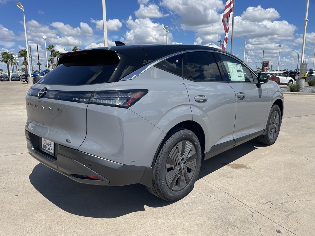 2025 Nissan Murano SL photo 2