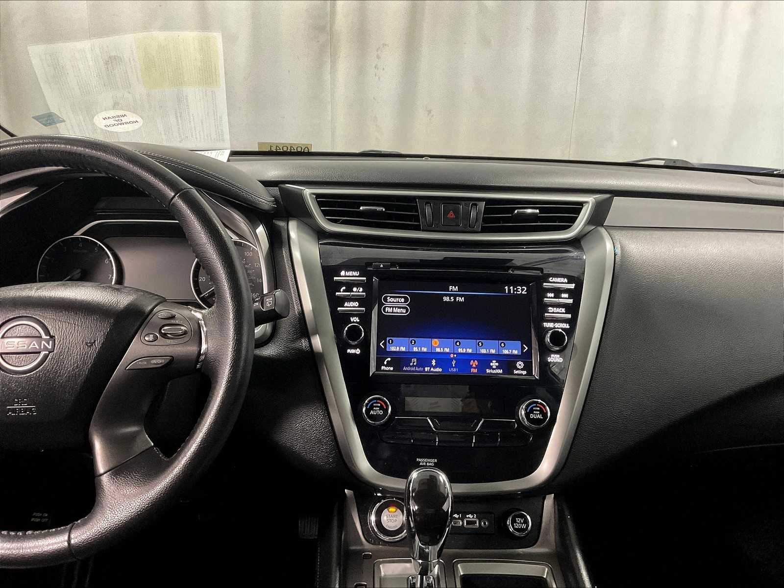 2023 Nissan Murano SV photo 18