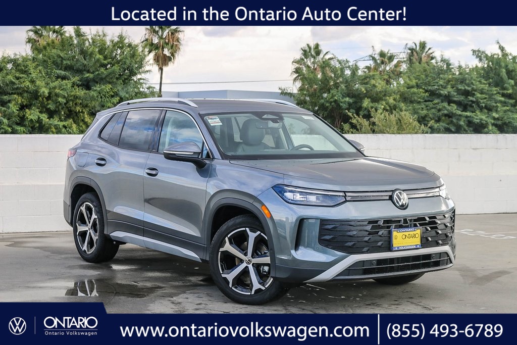 2026 Volkswagen Tiguan SE's photo