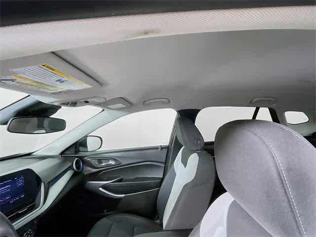 2024 Chevrolet Trax LS photo 9