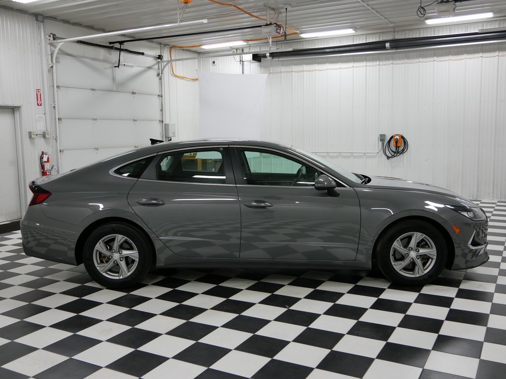 Certified 2023 Hyundai Sonata SE with VIN KMHL24JAXPA257253 for sale in Rochester, Minnesota