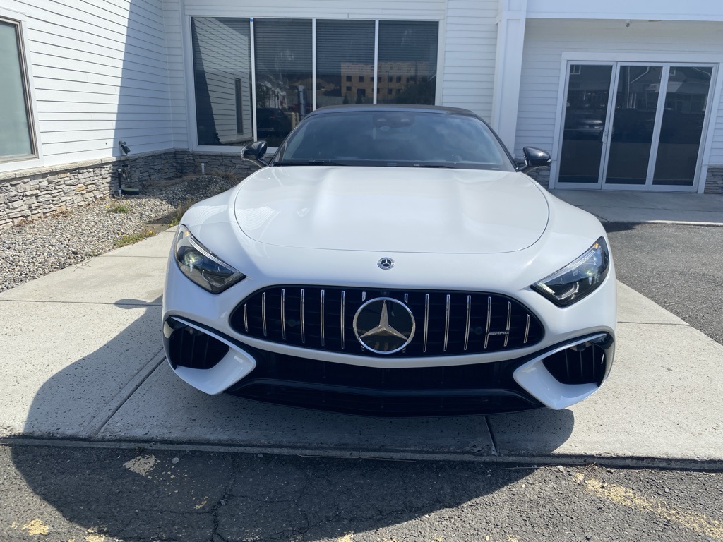 2022 Mercedes Benz SL 55 AMG photo 2