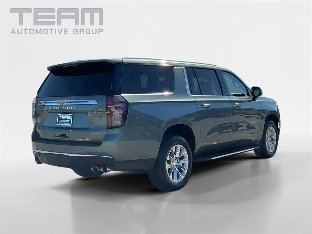 2023 Chevrolet Suburban Premier photo 7
