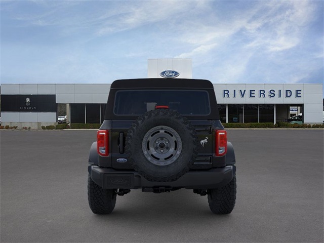 2025 Ford Bronco Base photo 4