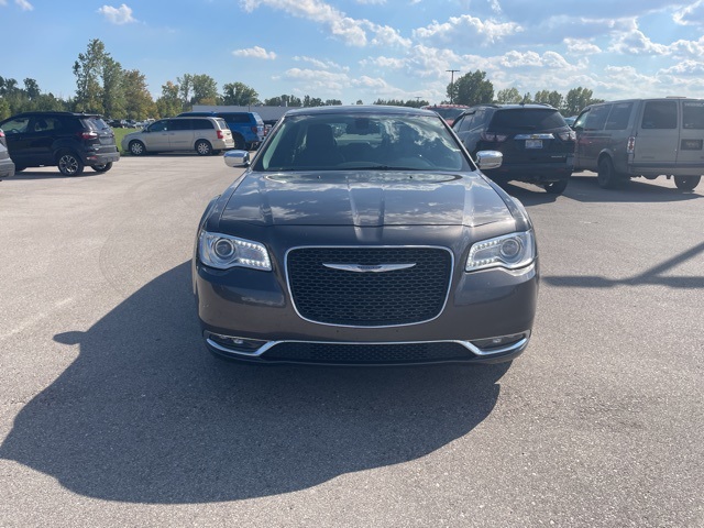 2016 Chrysler 300 C photo 5