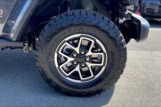 2025 Jeep Wrangler Rubicon photo 11