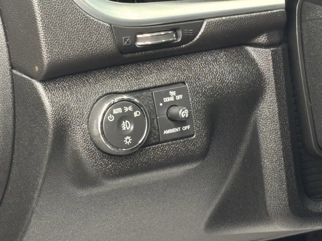 2014 Chevrolet Traverse 1LT photo 15