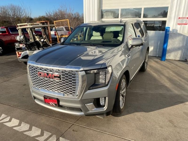 2024 GMC Yukon Denali's photo