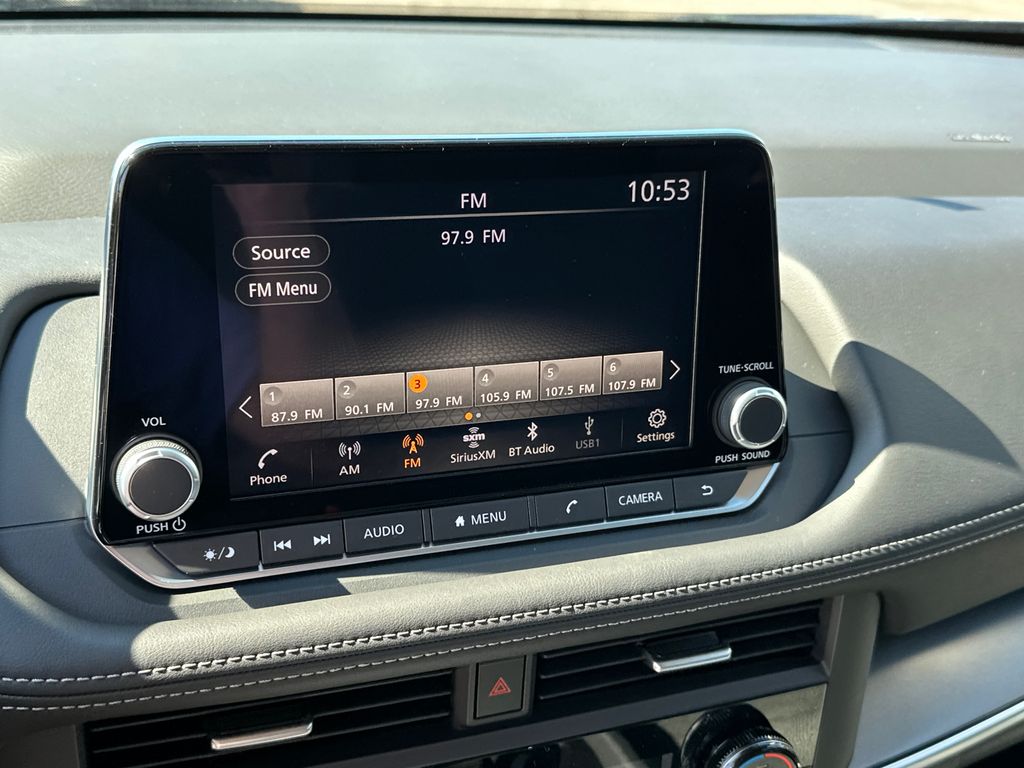 2026 Nissan Rogue SV photo 14